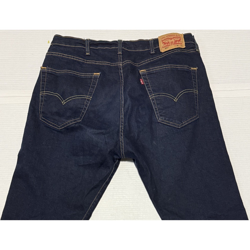 LEVI'S 501 - Men's Classic Straight Leg Button Fly Denim Jeans - Size 38x34